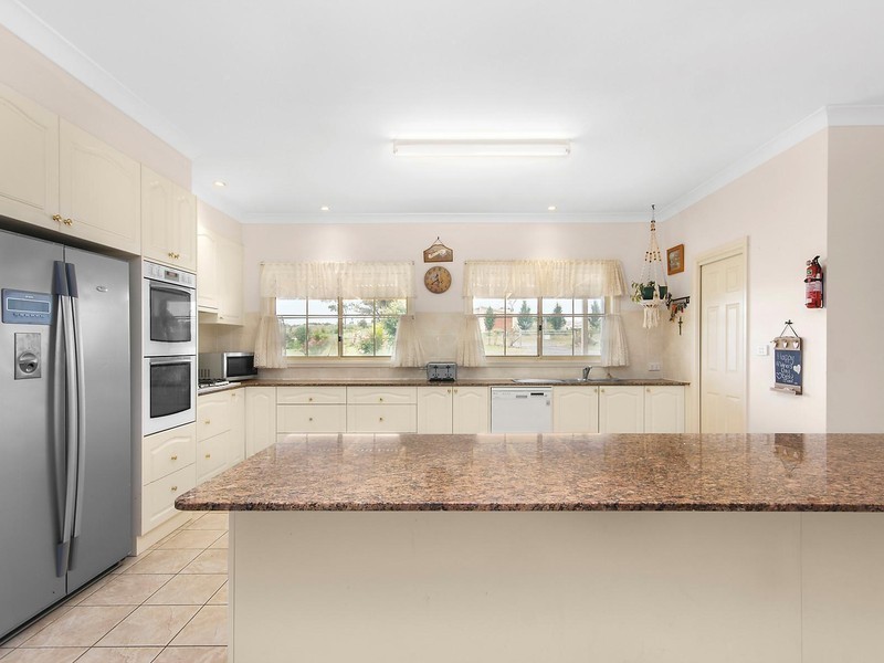 2 Cunningham Close, Murrumbateman NSW 2582