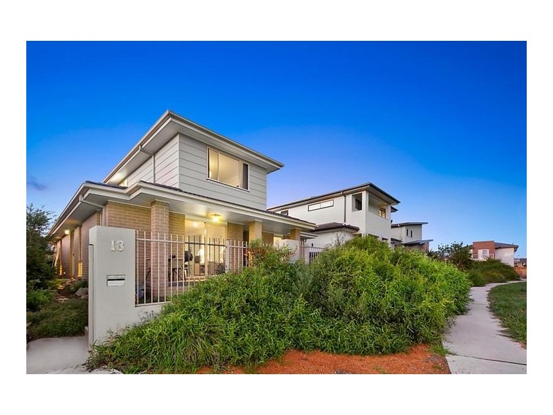 18 Joan Bradley Street, Franklin ACT 2913