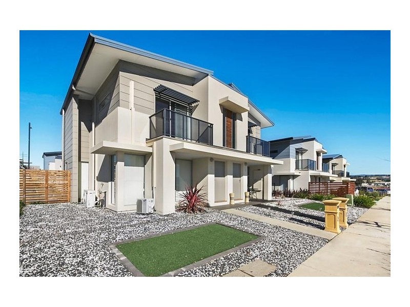 5 Peg Minty Crescent, Weston ACT 2611