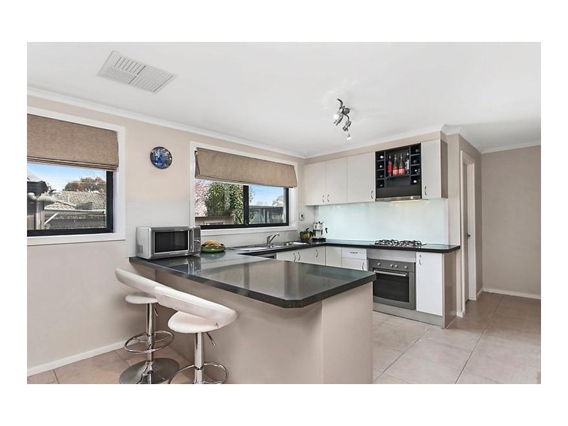 8 Mana Place, Giralang ACT 2617