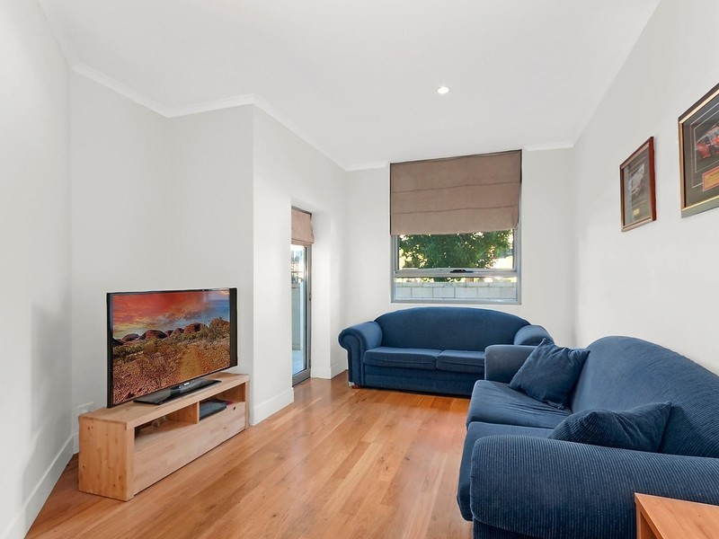 2/20 Moore Street, Turner ACT 2612