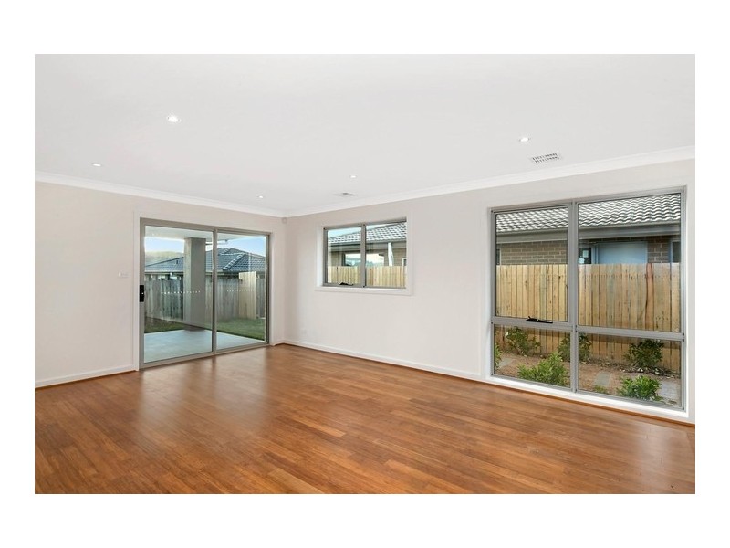 91 Bieundurry Street, Bonner ACT 2914