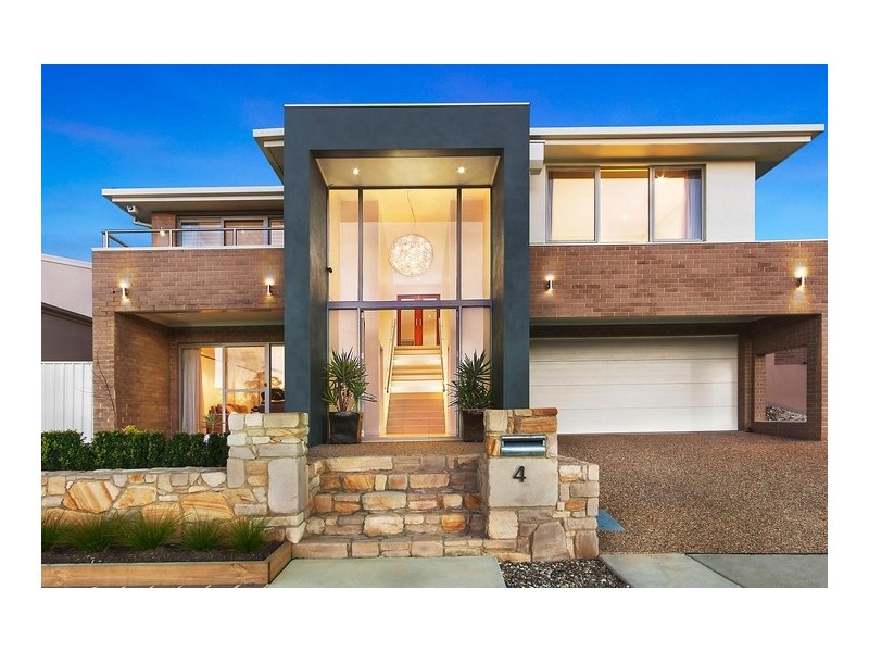 4 Walling Street, Franklin ACT 2913