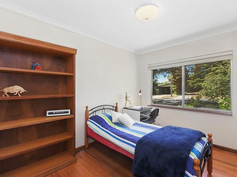 85 Blackwood Terrace, Holder ACT 2611
