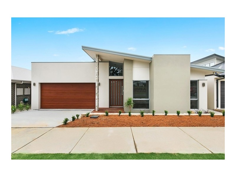 5 Lanaba Street, Crace ACT 2911