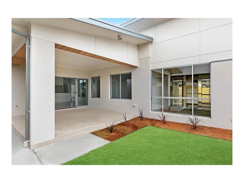 5 Lanaba Street, Crace ACT 2911