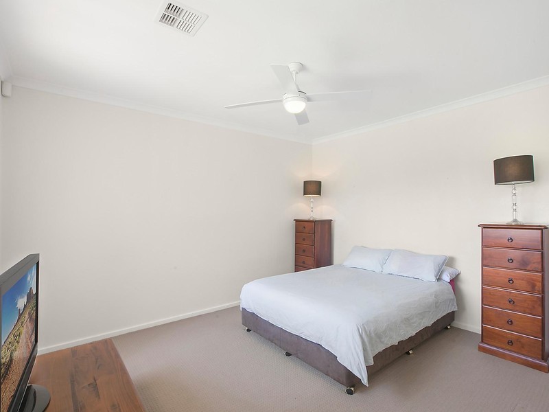 48 Dagmar Berne Street, Macgregor ACT 2615