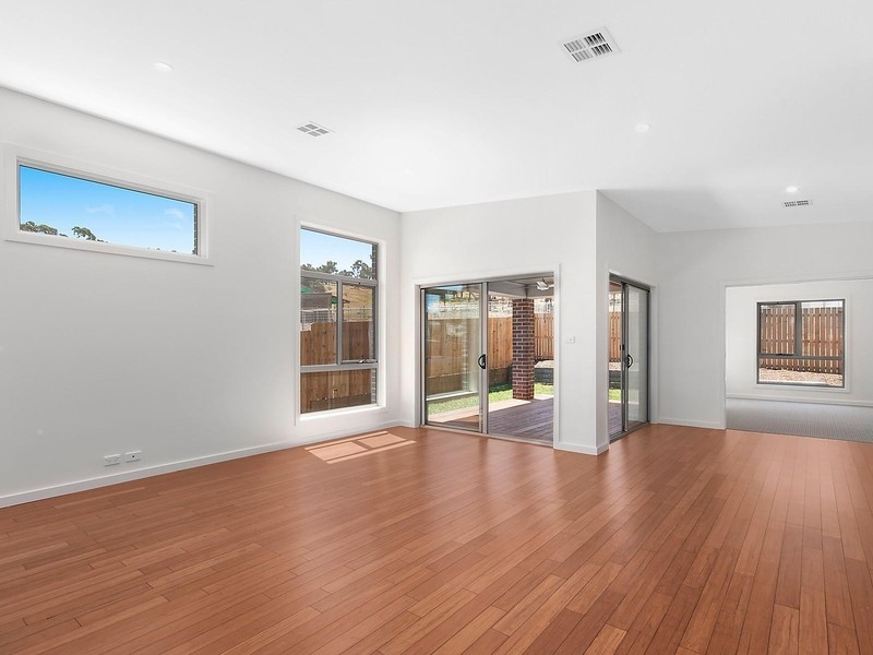 18 Hanley Street, Casey ACT 2913