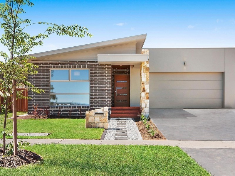18 Hanley Street, Casey ACT 2913