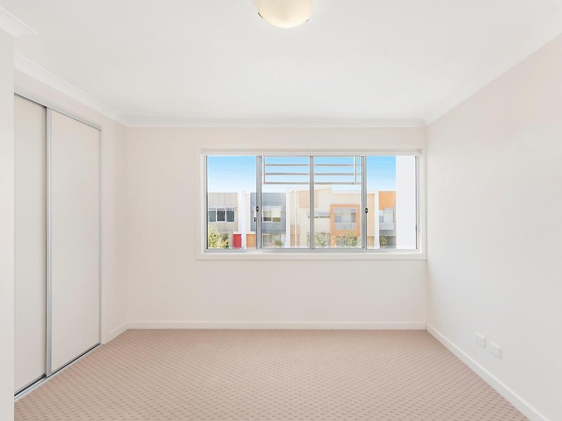 23 Dobikin Street, Crace ACT 2911