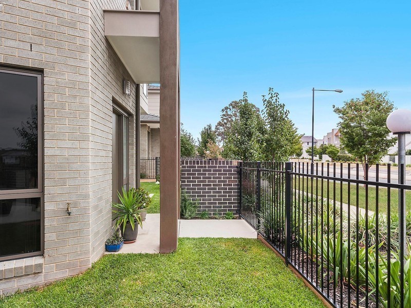5/12 Lomax Street, Forde ACT 2914