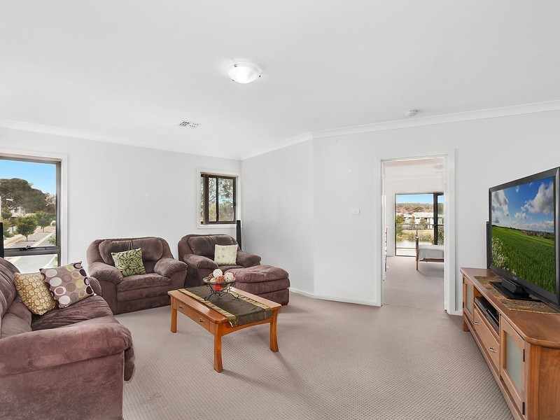 5/12 Lomax Street, Forde ACT 2914
