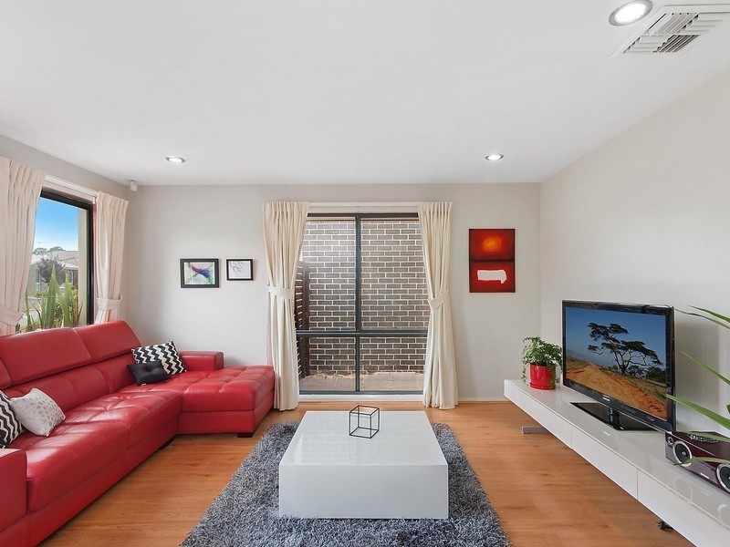 28 Helen Leonard Crescent, Forde ACT 2914