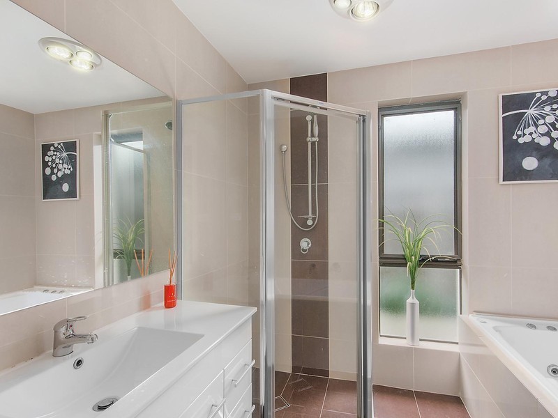 28 Helen Leonard Crescent, Forde ACT 2914