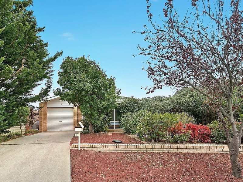 4 Gurubun Close, Ngunnawal ACT 2913