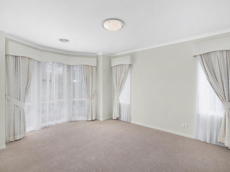 12 Coolgardie Street, Dunlop ACT 2615