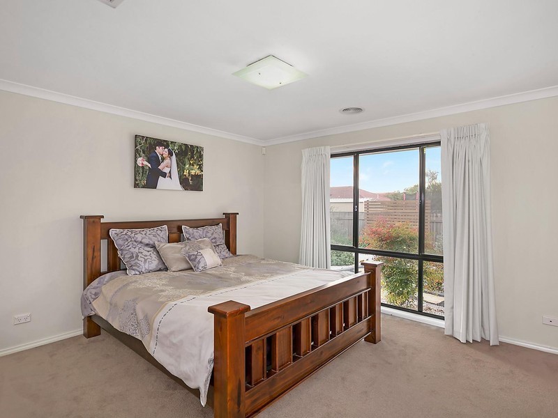 12 Howmans Street, Harrison ACT 2914