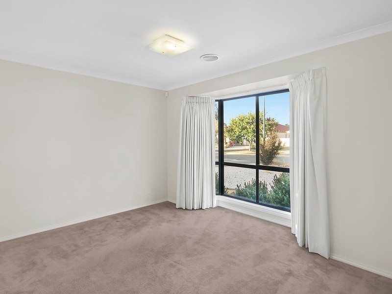 12 Howmans Street, Harrison ACT 2914