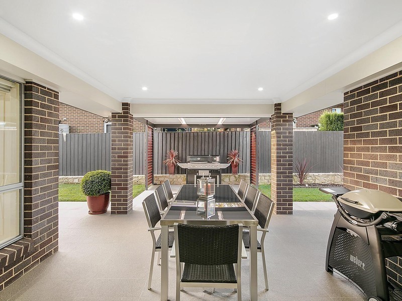 24 Doris Turner Street, Forde ACT 2914