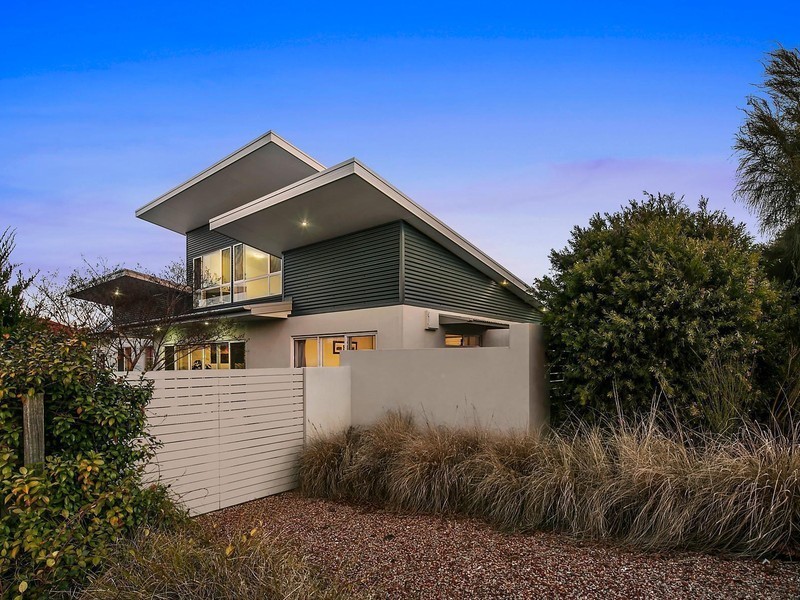 133 Nullarbor Avenue, Harrison ACT 2914
