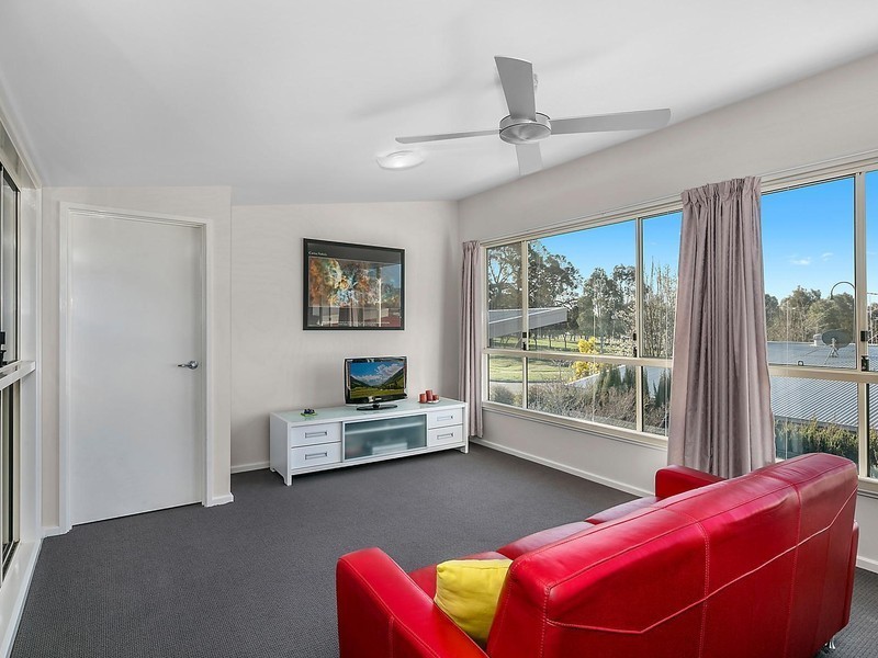 133 Nullarbor Avenue, Harrison ACT 2914