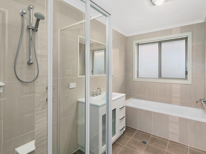 2 Convine Street, Forde ACT 2914