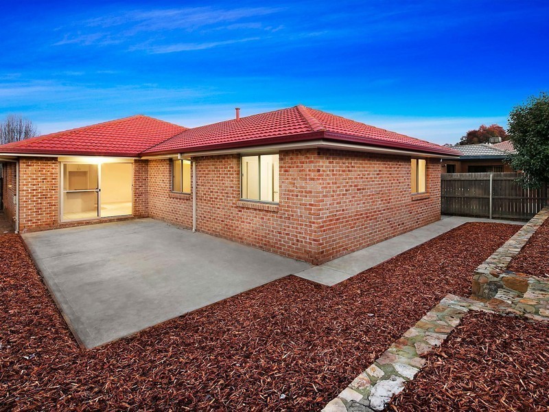 13 Cantamessa Avenue, Gungahlin ACT 2912