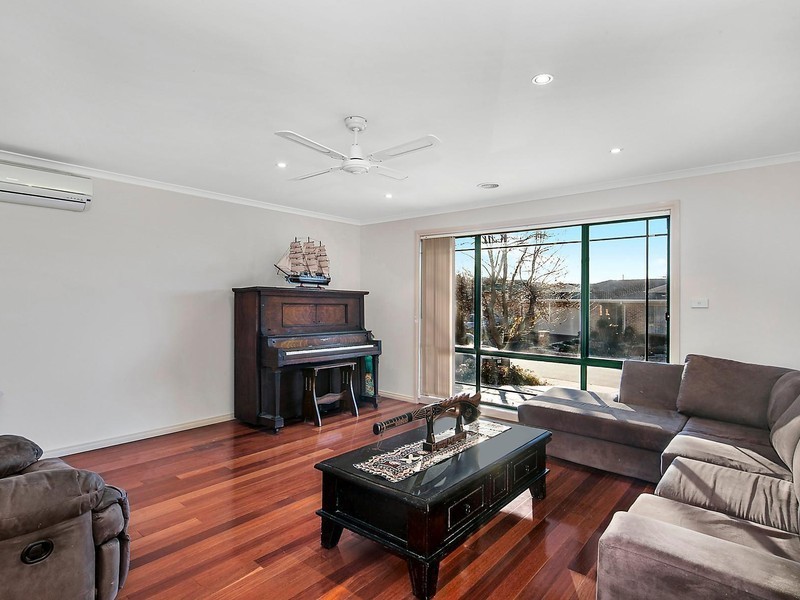 12 Candlebark Close, Nicholls ACT 2913