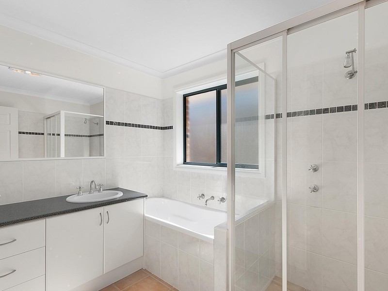 32 Kurrama Close, Ngunnawal ACT 2913