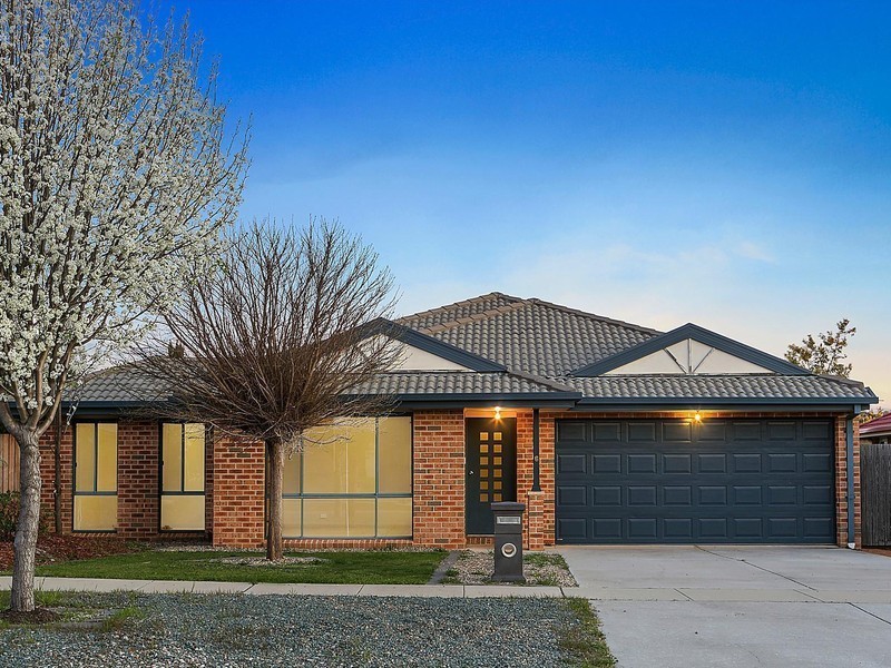 6 Anchorage Street, Harrison ACT 2914