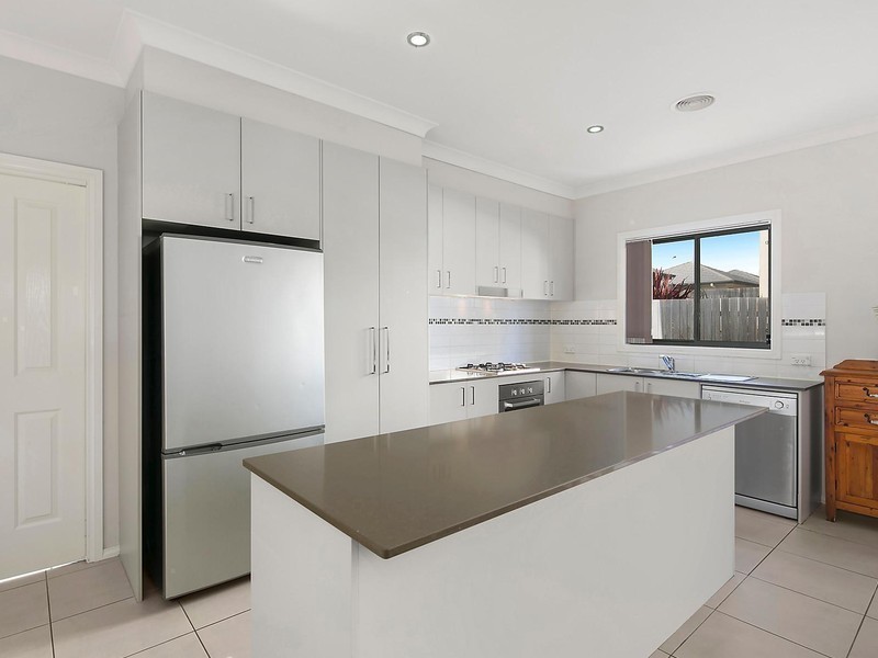 166 Hoskins Street, Franklin ACT 2913