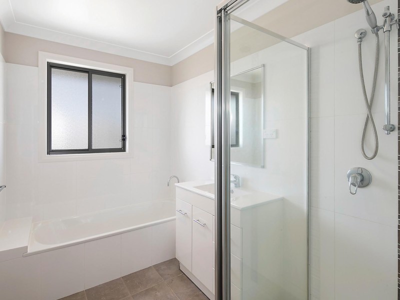 166 Hoskins Street, Franklin ACT 2913