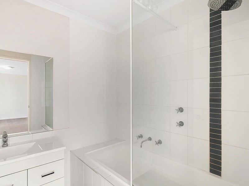 16/141 Macfarlane Burnett Avenue, Macgregor ACT 2615