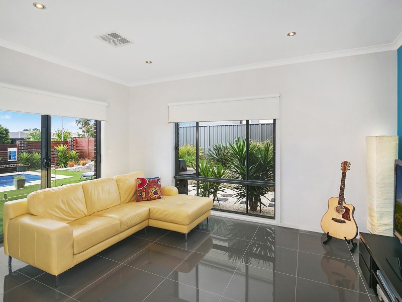 60 Galore Street, Crace ACT 2911