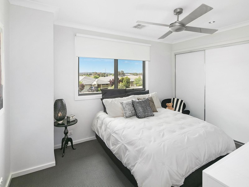 60 Galore Street, Crace ACT 2911