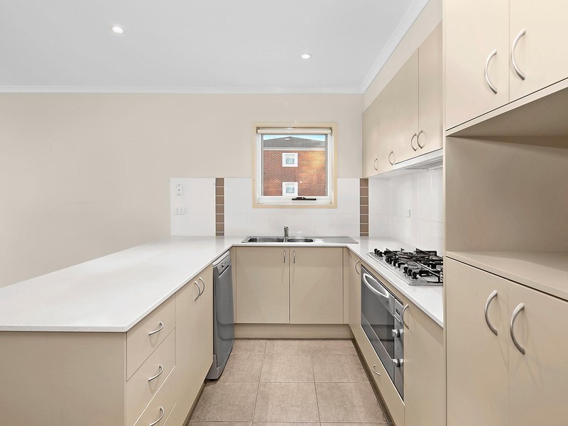 68 Mapleton Avenue, Harrison ACT 2914