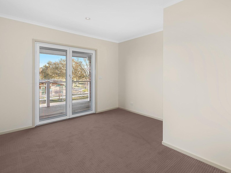 68 Mapleton Avenue, Harrison ACT 2914