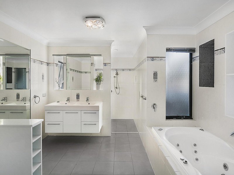 12 Ashbrook Street, Amaroo ACT 2914