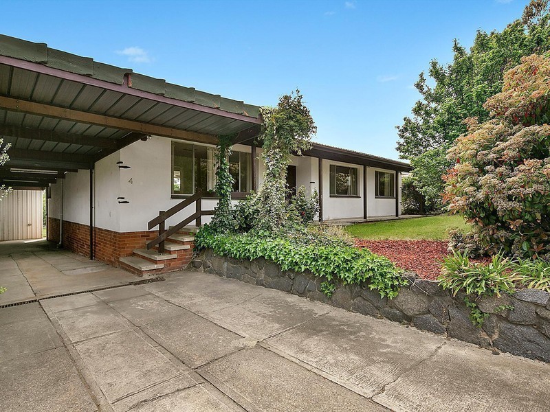 4 Ogilby Crescent, Page ACT 2614