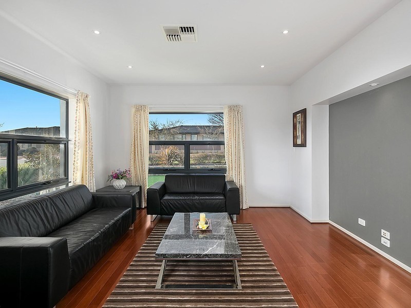 16 Sphinx Street, Harrison ACT 2914