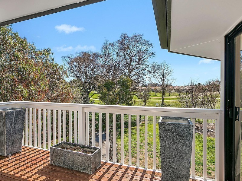 6 Dive Place, Nicholls ACT 2913