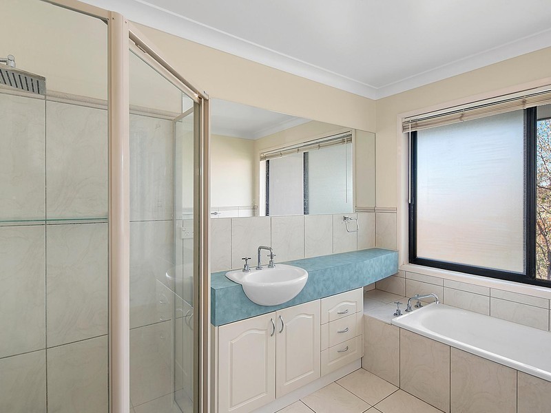 6 Dive Place, Nicholls ACT 2913