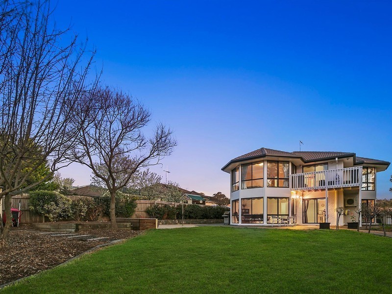 6 Dive Place, Nicholls ACT 2913