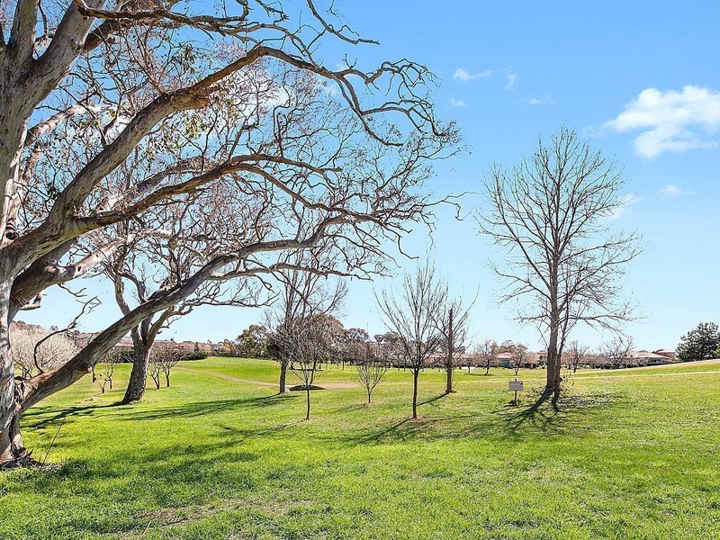 6 Dive Place, Nicholls ACT 2913