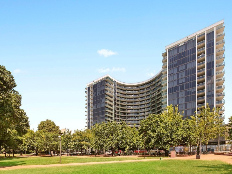 1324/240 Bunda Street, City ACT 2601