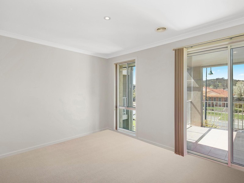 8 Jenolan Street, Harrison ACT 2914