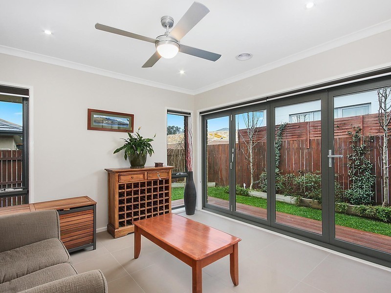 7 Les Edwards Street, Forde ACT 2914