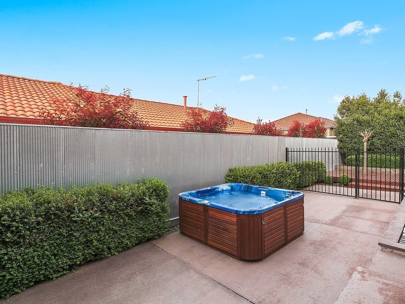 14 Inglewood Street, Gungahlin ACT 2912