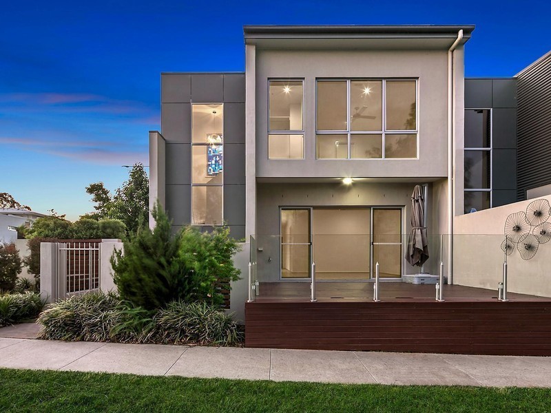 8/15 Zakharov Avenue, Forde ACT 2914