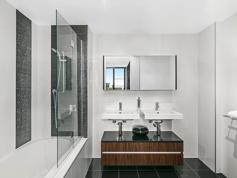 1604/240 Bunda Street, City ACT 2601